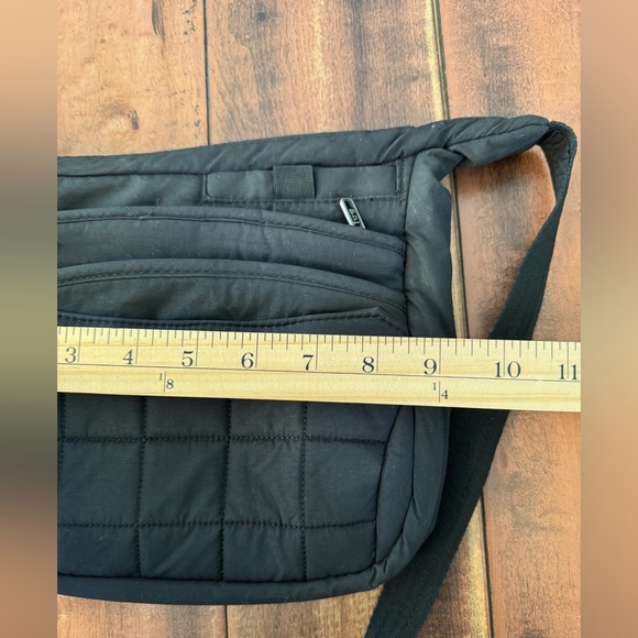 Lug Black Quilted Crossbody Bag Adjustable Strap - Picture 8 of 9